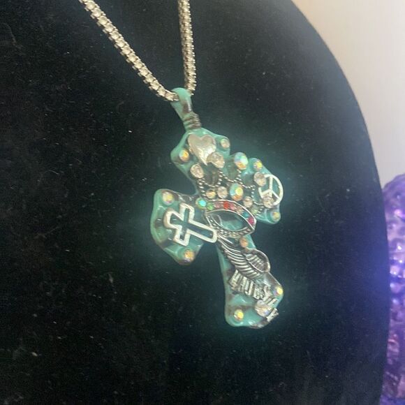 Fancy ceramic cross with jewels set on a beautiful Sterling and rhinestone 26” - Picture 5 of 10